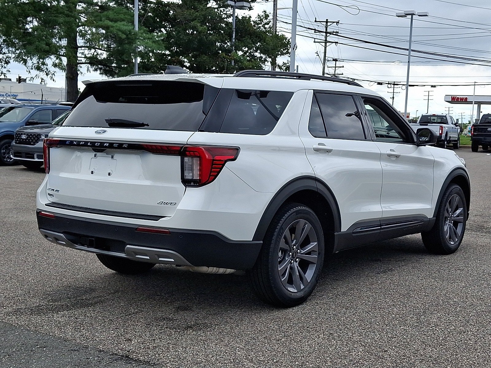 New 2026 Ford Explorer Active w/ Active Comfort Package AWD/4WD image 6