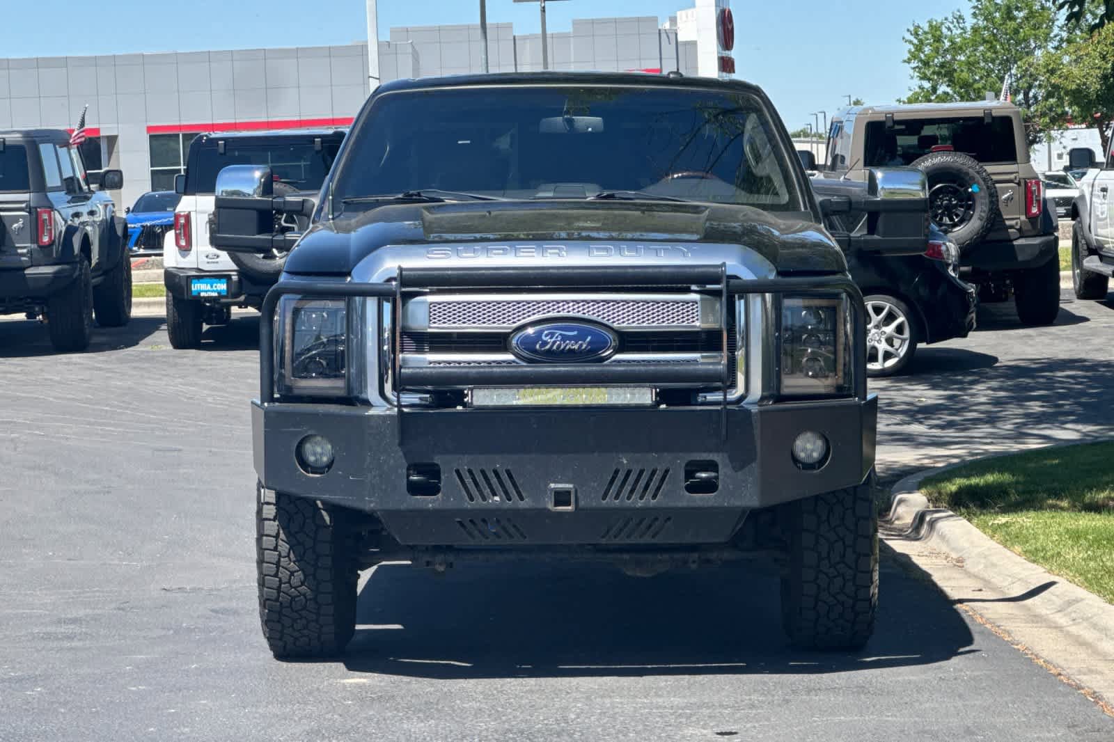 Used 2016 Ford F350 Platinum w/ FX4 Off-Road Package AWD/4WD image 10
