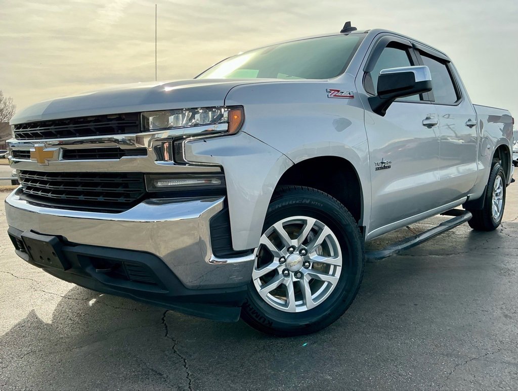 Used 2020 Chevrolet Silverado 1500 LT w/ Texas Edition image 3