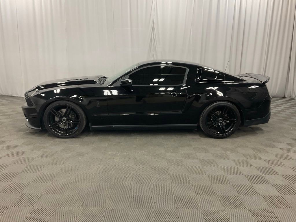 Used 2011 Ford Mustang Shelby GT500 w/ SVT Performance Pkg image 8