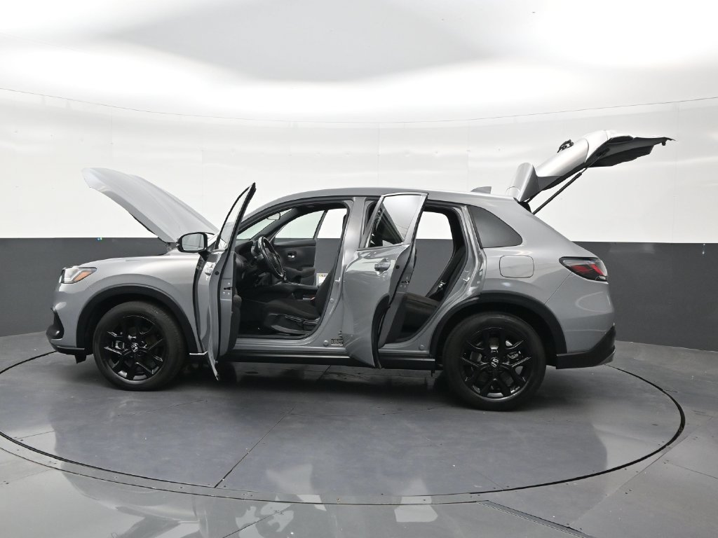 Used 2024 Honda HR-V Sport image 30