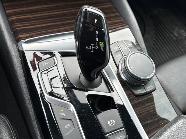 Used 2017 BMW 540i xDrive image 26