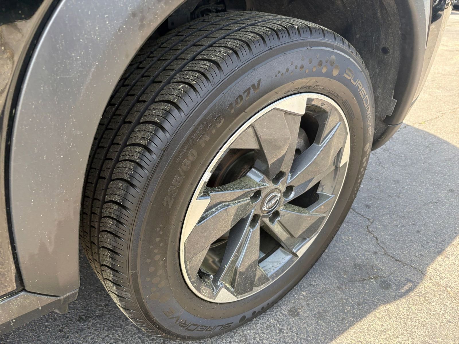 Used 2025 Nissan Rogue SV image 32