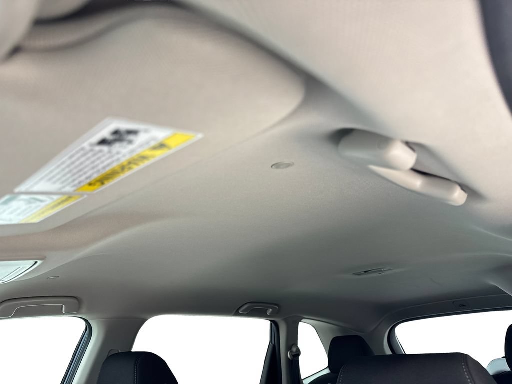 Used 2025 Honda CR-V LX image 67