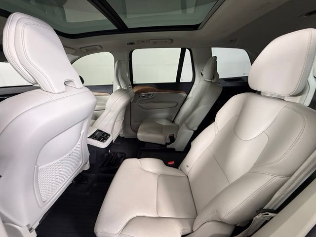 Used 2022 Volvo XC90 T6 Momentum w/ Advanced Package AWD/4WD image 25