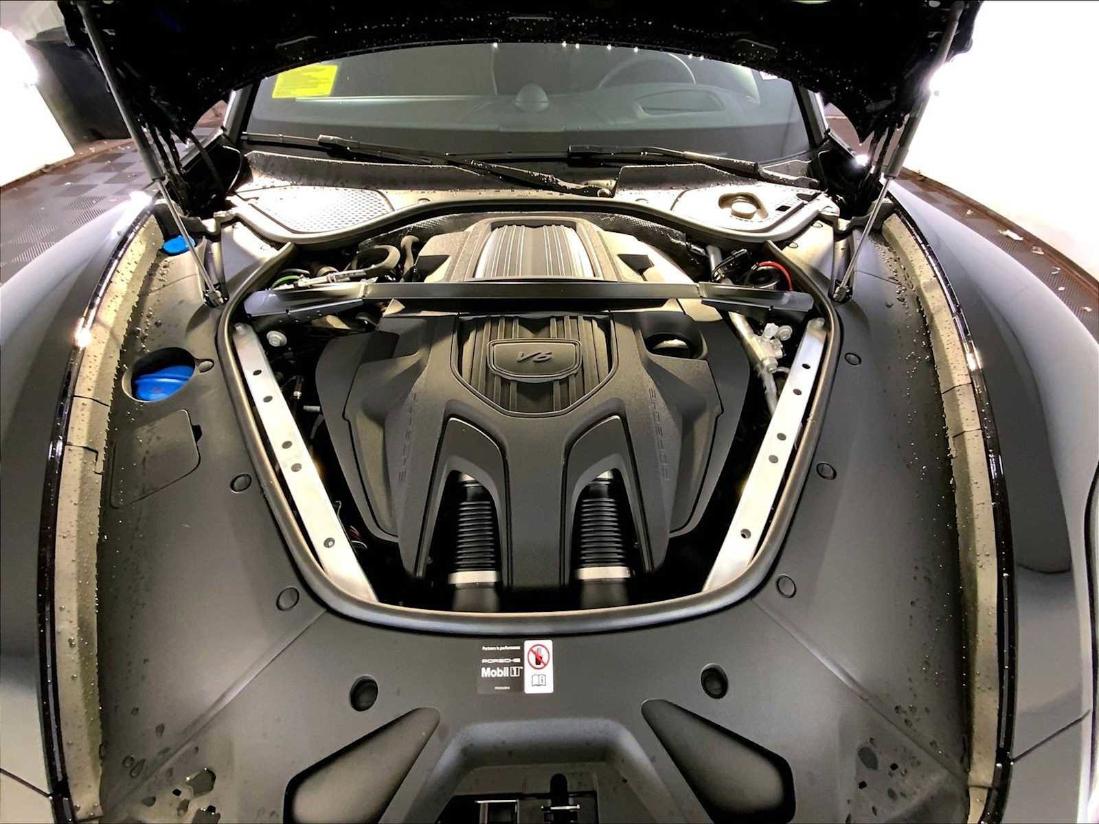 New 2026 Porsche Panamera 4 image 21