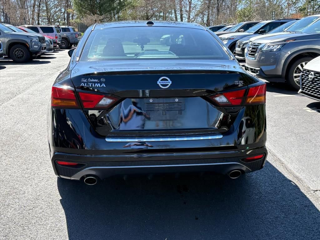 Used 2022 Nissan Altima 2.5 SR image 5