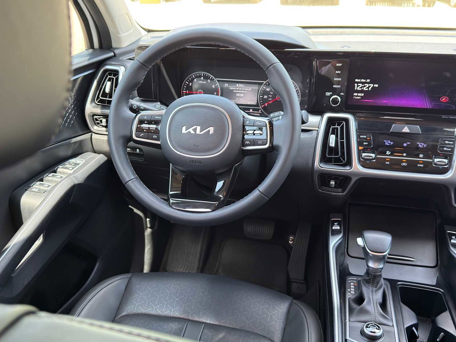 Certified 2023 Kia Sorento S image 23