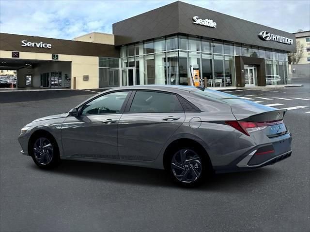New 2026 Hyundai Elantra Sport FWD image 4