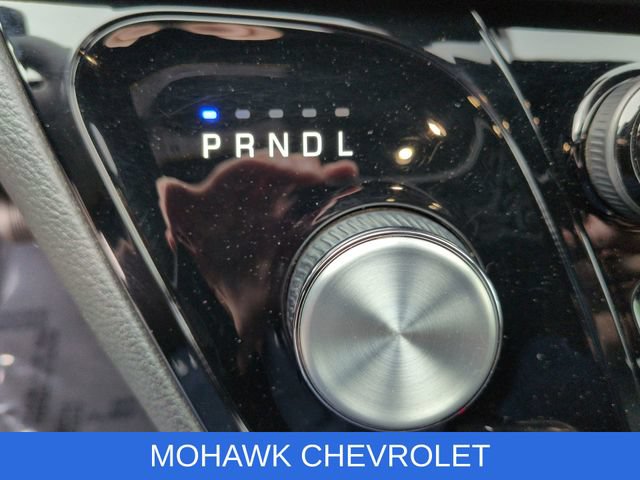 Used 2022 Chrysler Pacifica Touring-L w/ S Appearance Package AWD/4WD image 16