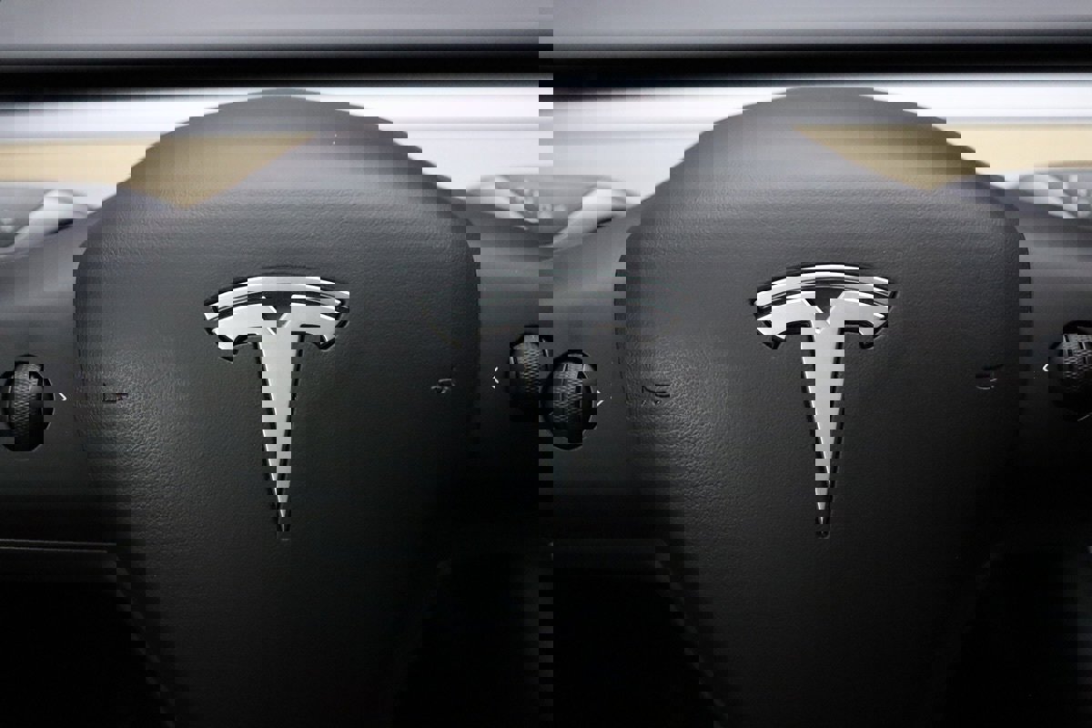 Used 2020 Tesla Model 3 Long Range image 38