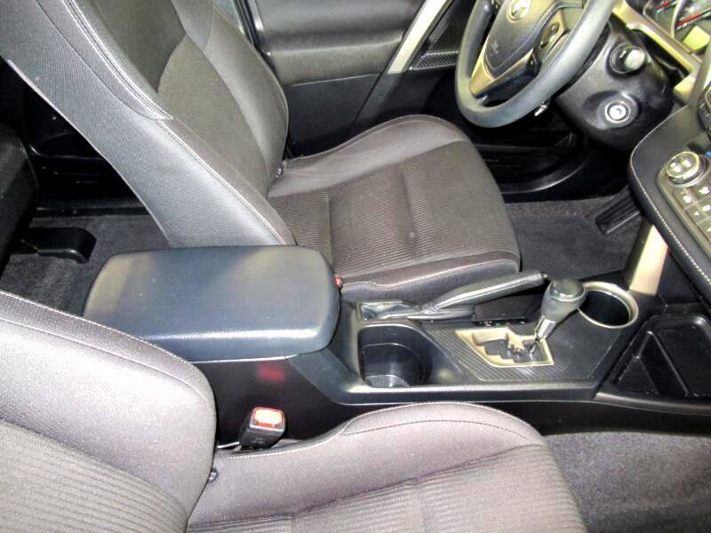Used 2013 Toyota RAV4 XLE image 34