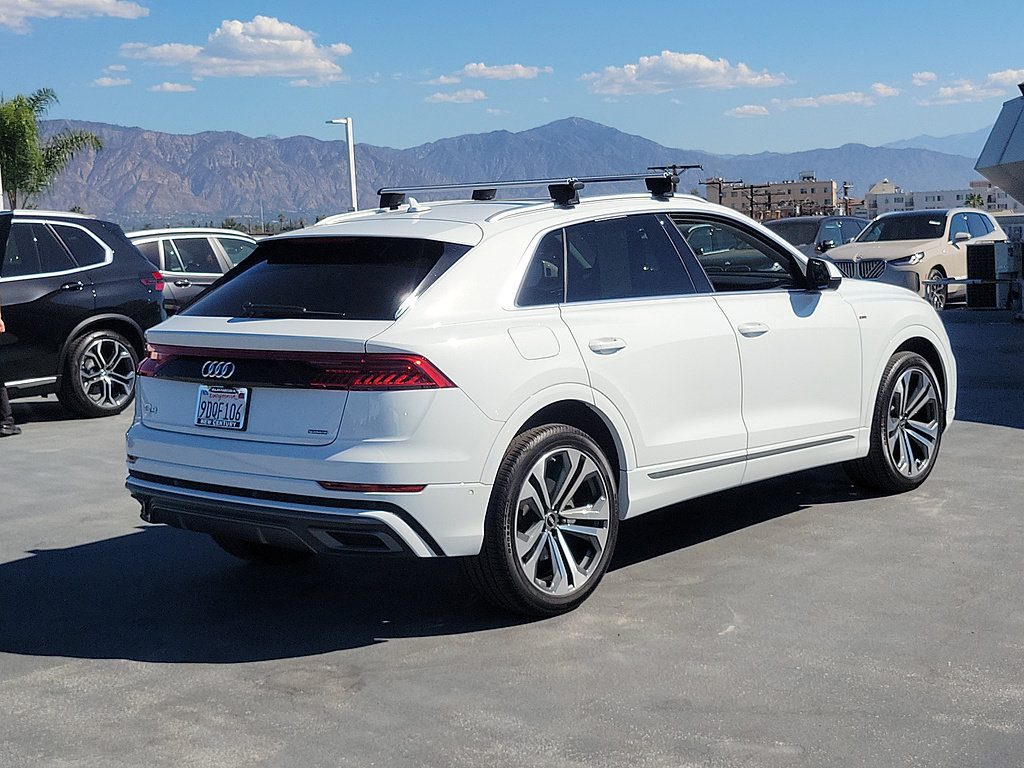 Used 2022 Audi Q8 Premium Plus w/ Premium Plus Package AWD/4WD image 3