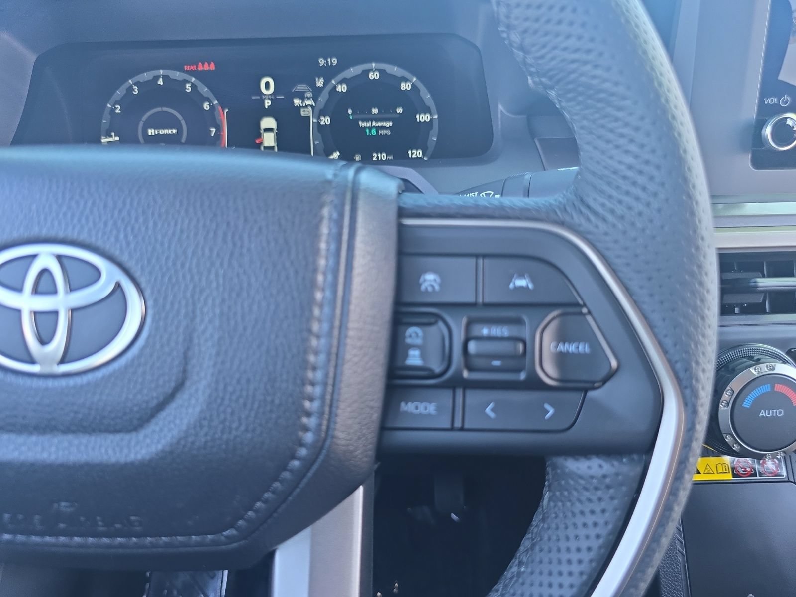 Certified 2025 Toyota Tacoma TRD Off-Road w/ TRD Off Road Upgrade Package AWD/4WD image 22