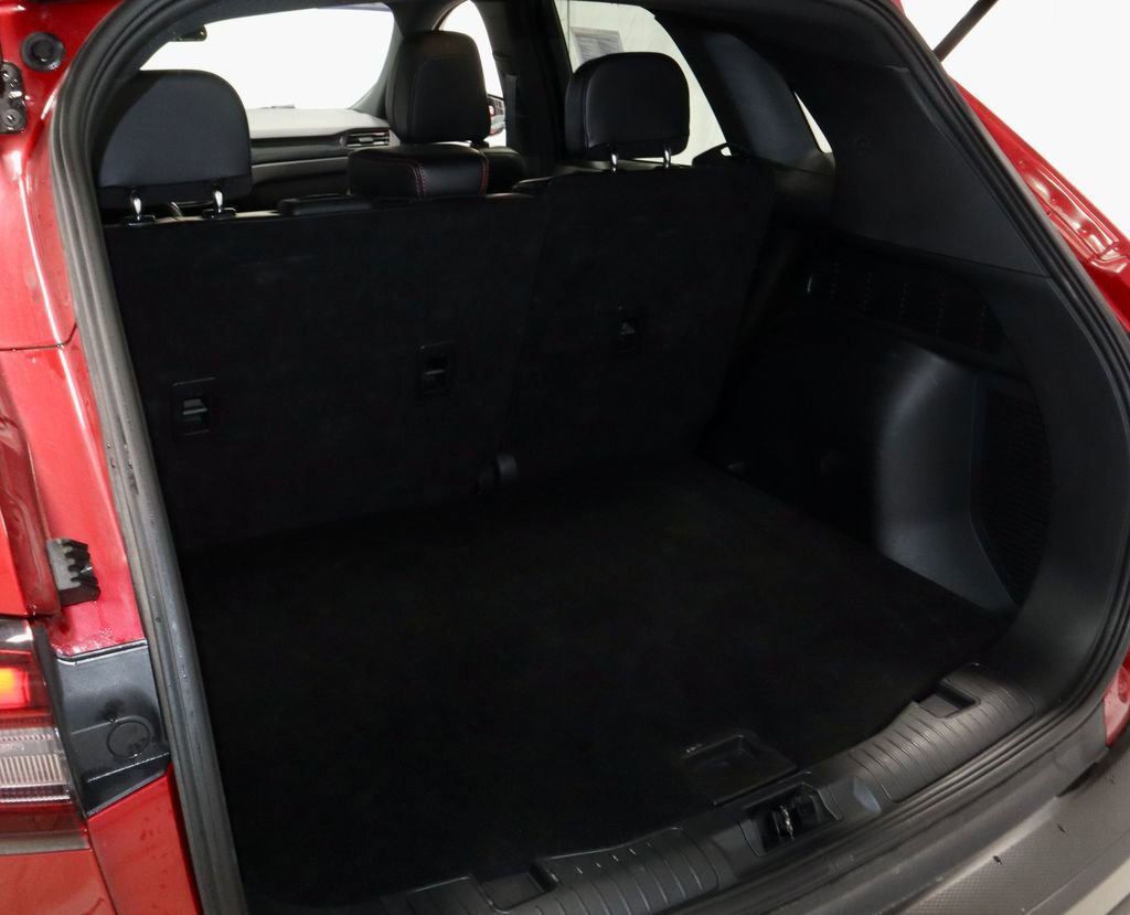Used 2025 Ford Escape ST-Line AWD/4WD image 12