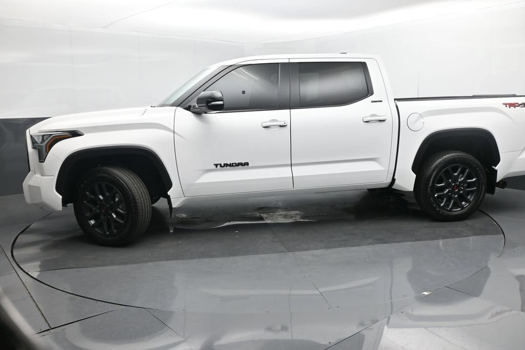 Used 2024 Toyota Tundra Limited w/ TRD Off-Road Package AWD/4WD image 32