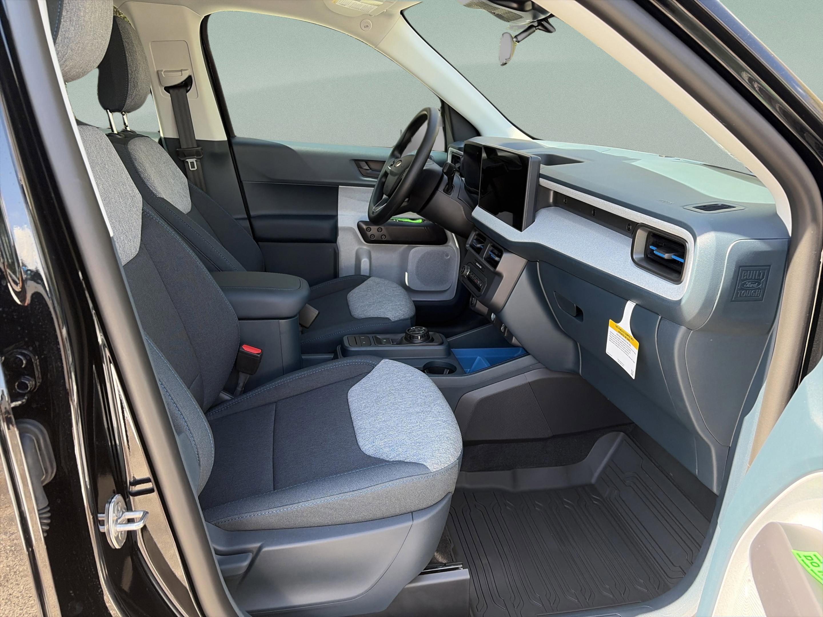 New 2026 Ford Maverick XLT image 18