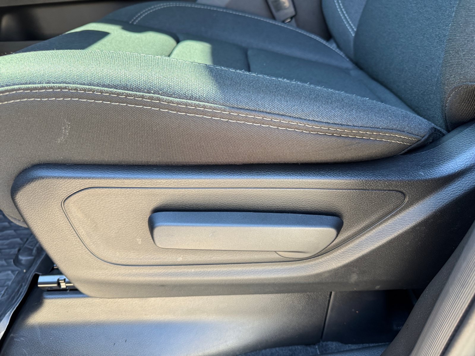 Used 2026 RAM 1500 Express AWD/4WD image 15