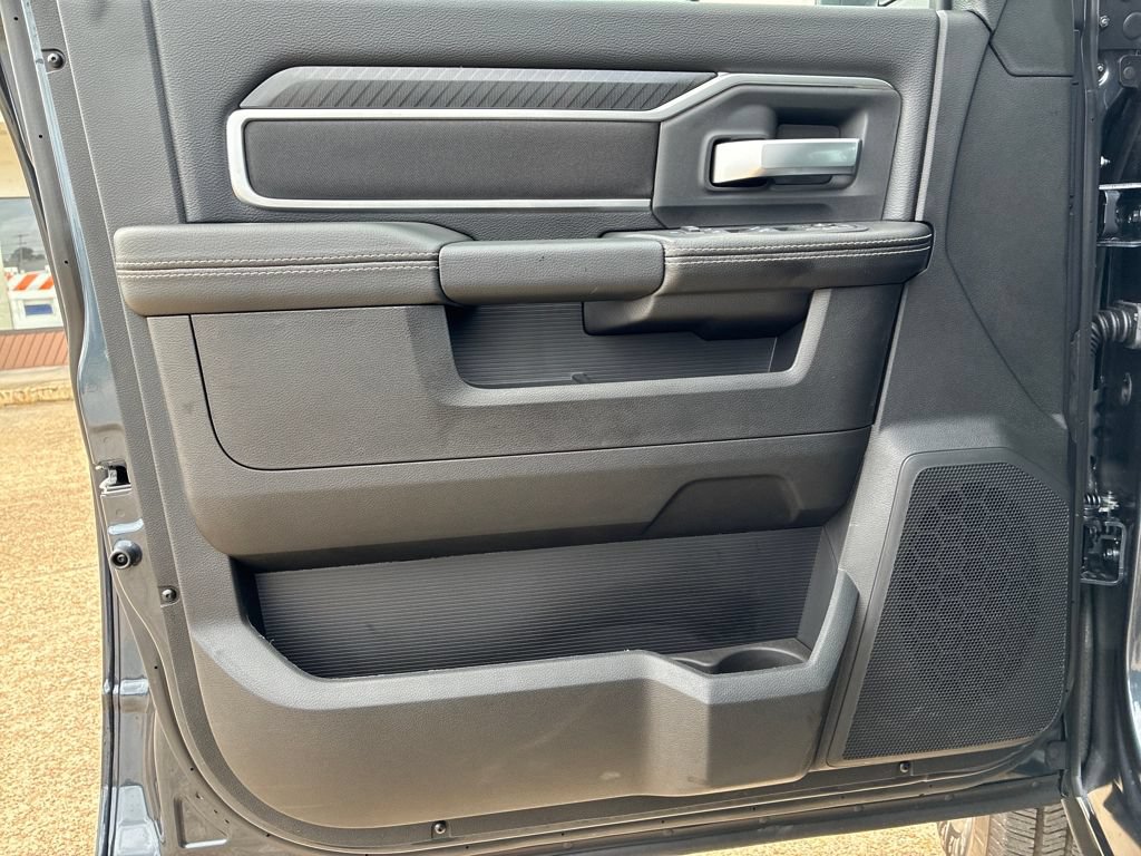 New 2026 RAM 2500 Big Horn AWD/4WD image 11