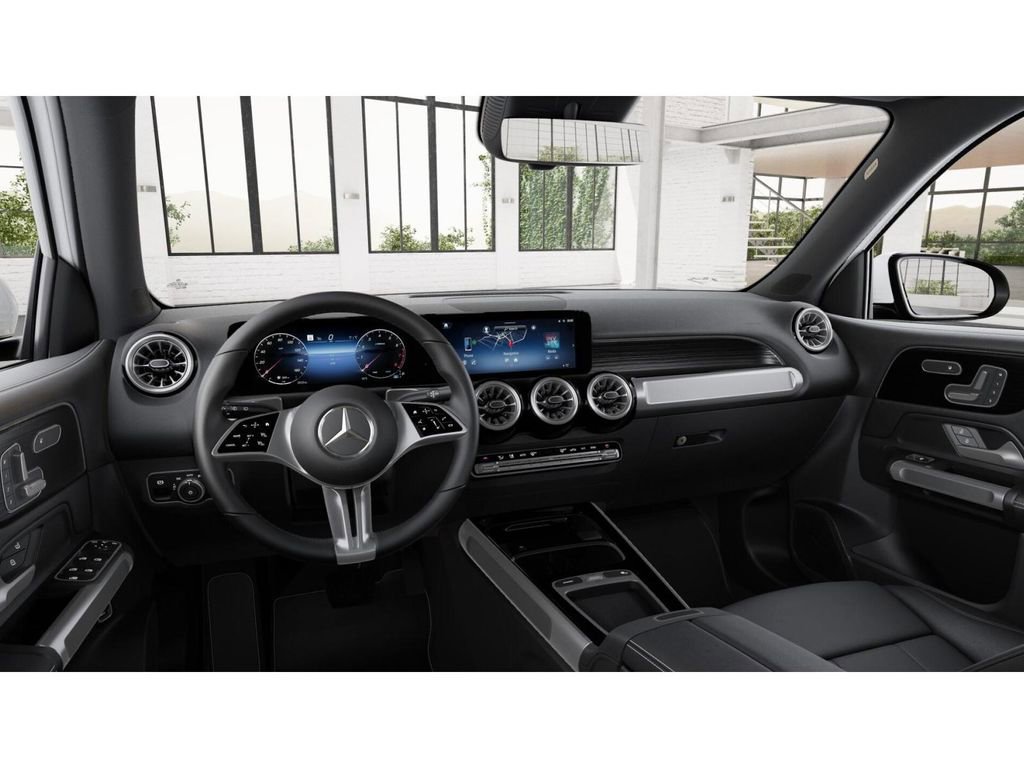 New 2026 Mercedes-Benz GLB 250 4MATIC image 3