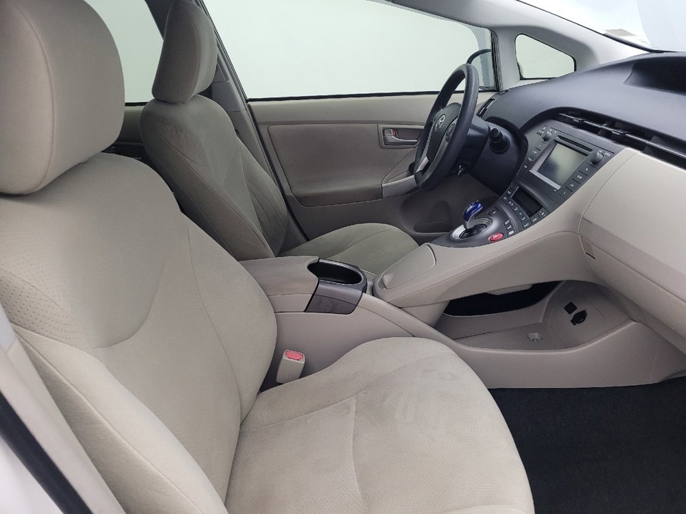 Used 2015 Toyota Prius Two image 21