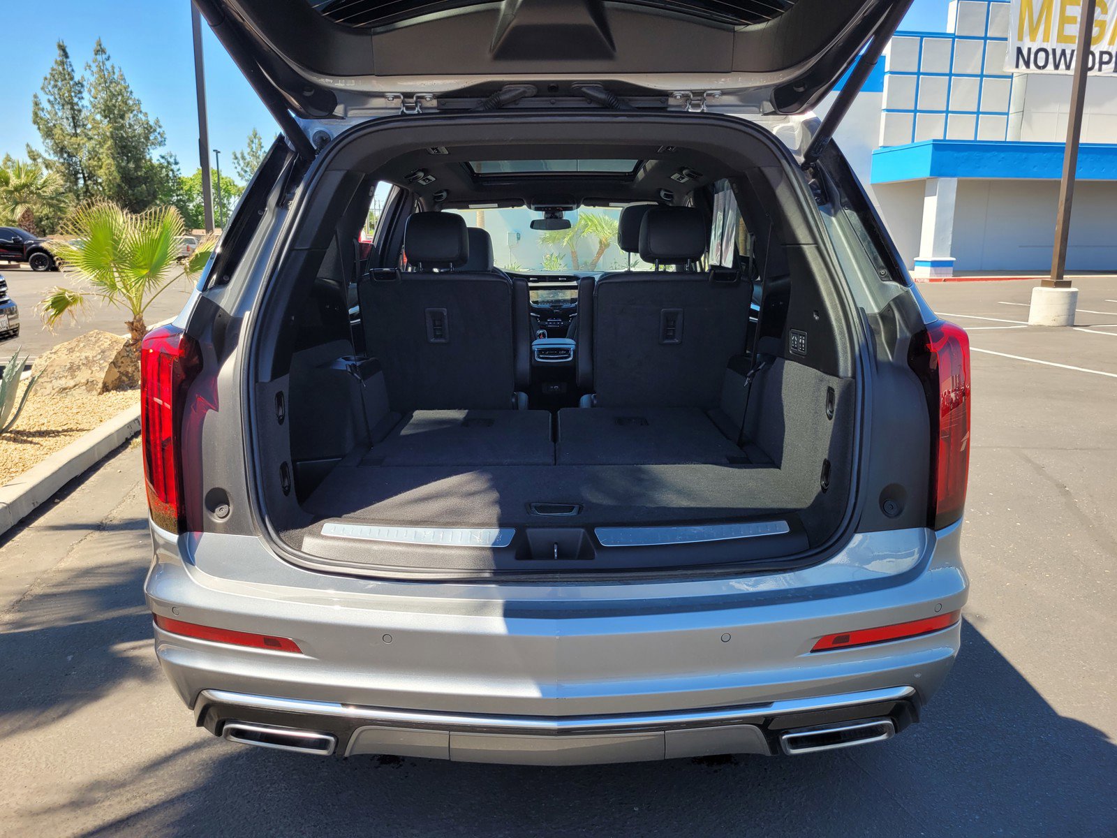 Certified 2025 Cadillac XT6 Premium Luxury image 27