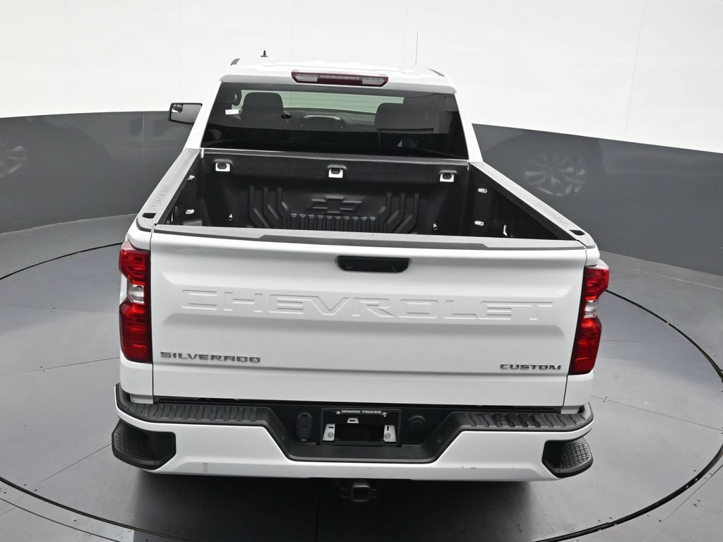 Used 2023 Chevrolet Silverado 1500 Custom RWD image 18