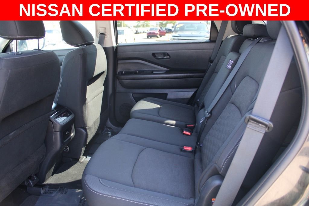 Certified 2024 Nissan Pathfinder SV image 27