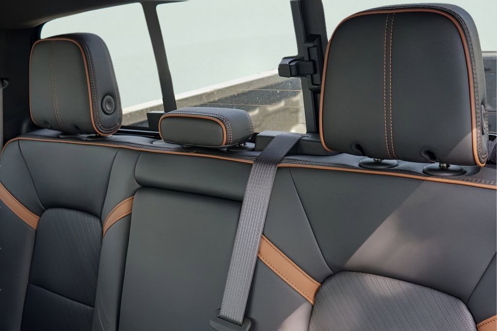 New 2026 GMC Canyon AT4 w/ Technology Plus Package image 21