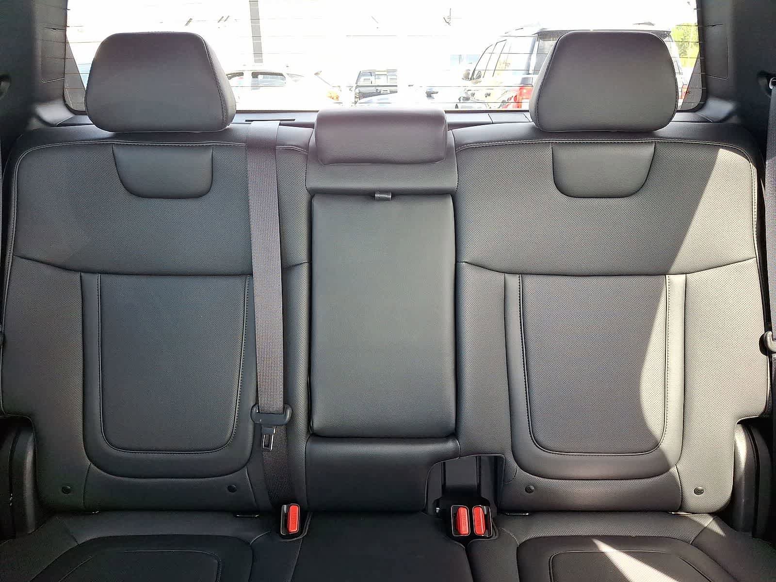 Used 2025 Hyundai Santa Cruz SEL image 14
