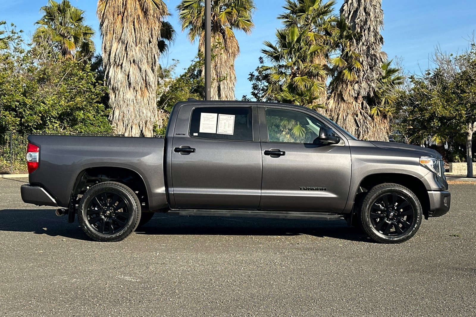 Used 2021 Toyota Tundra Limited w/ Limited Premium Package image 2