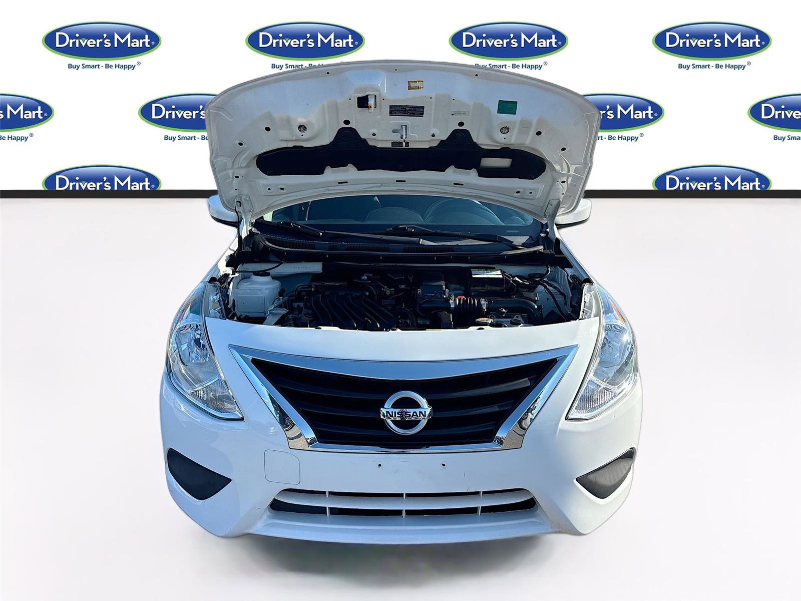 Used 2018 Nissan Versa SV image 29