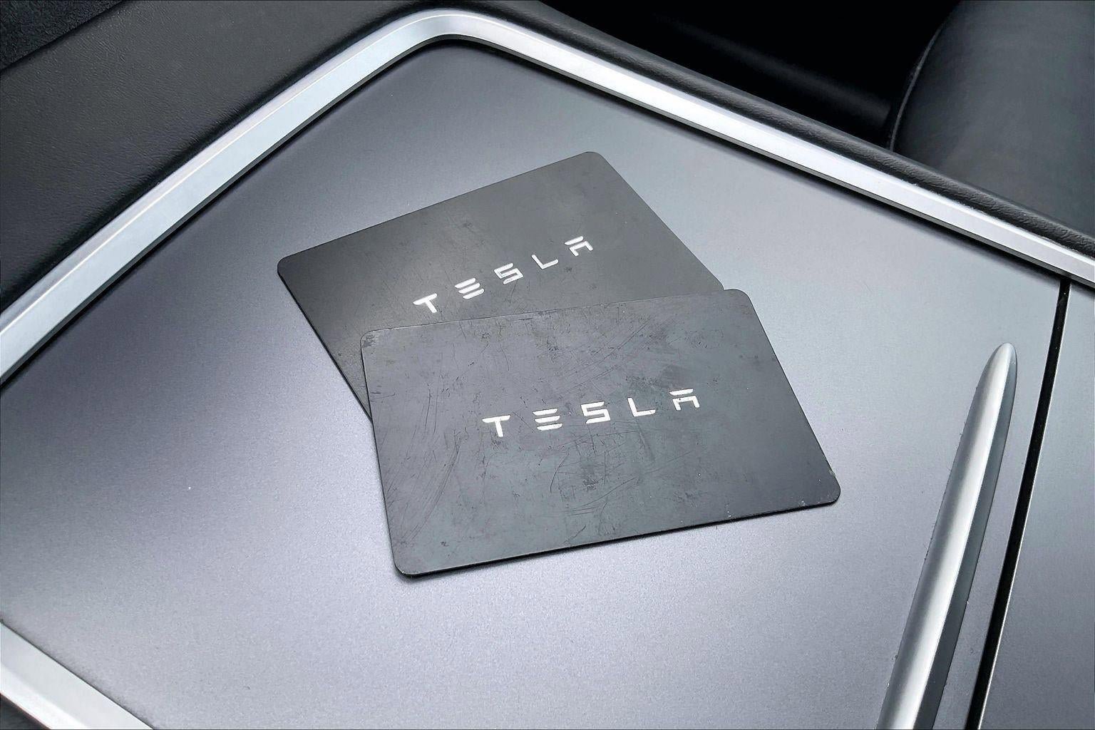 Used 2021 Tesla Model Y Long Range image 32