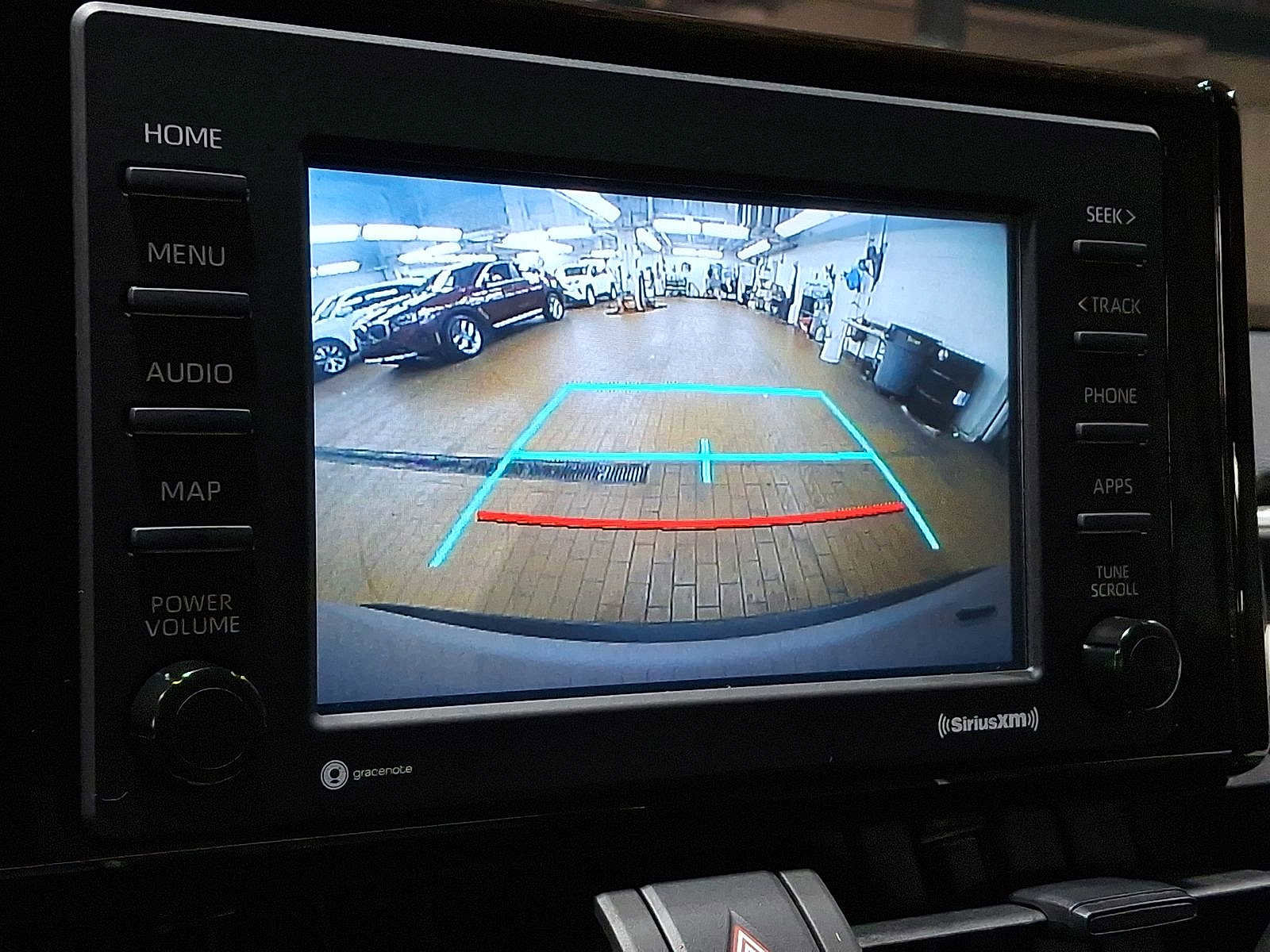 Used 2021 Toyota RAV4 XLE image 15
