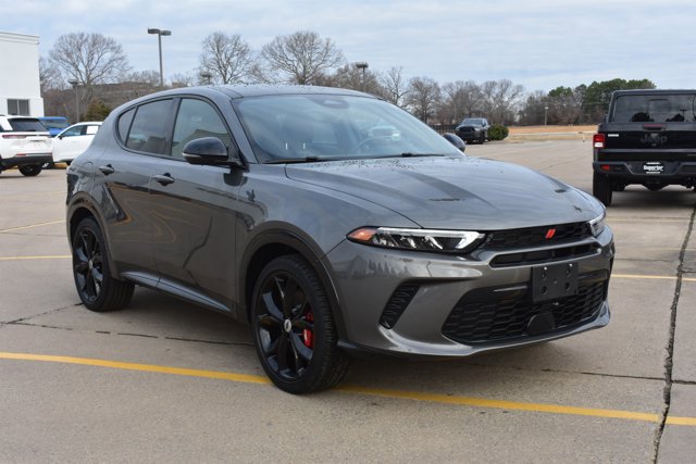 Used 2024 Dodge Hornet R/T Plus image 3