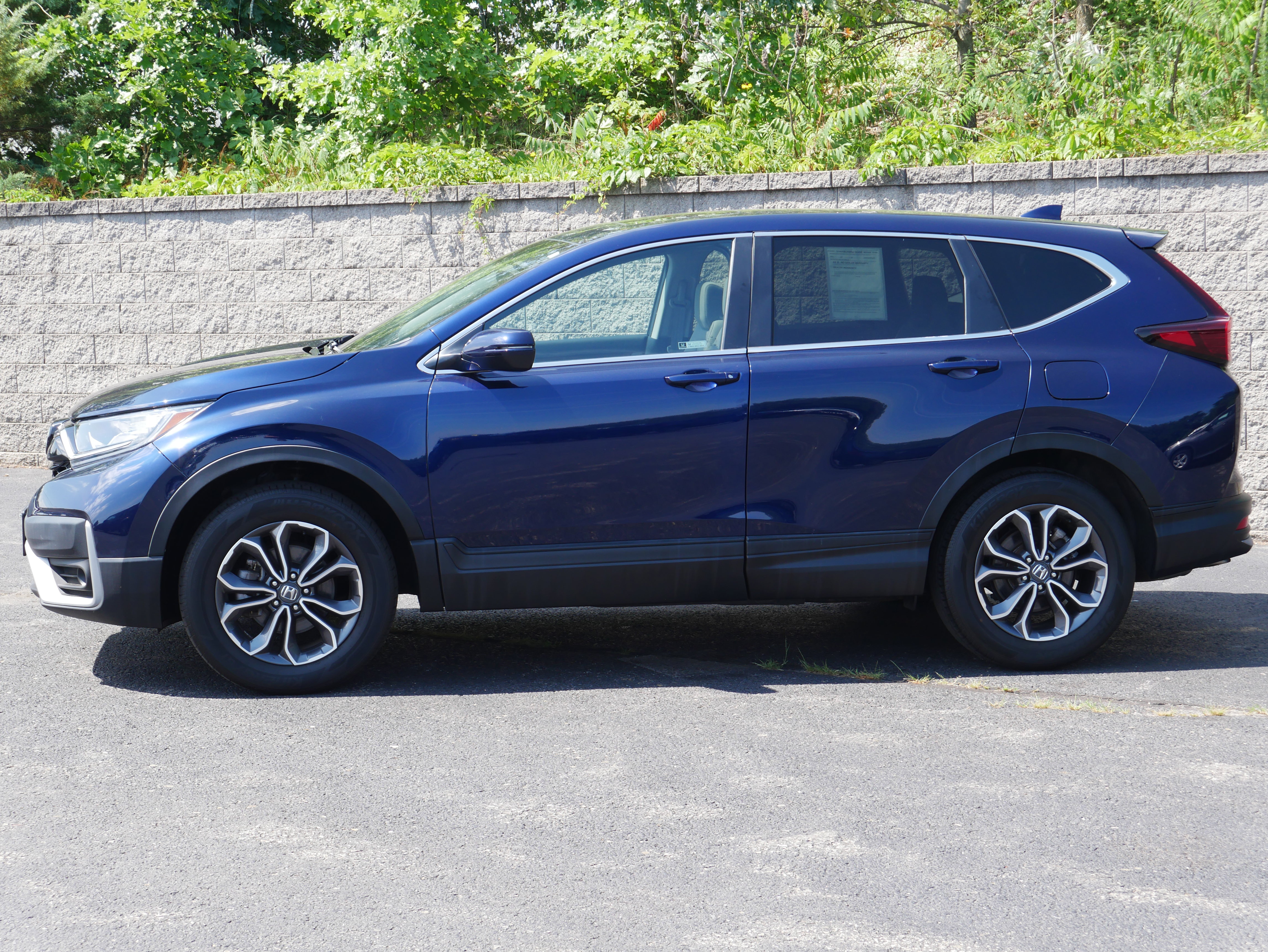 Used 2022 Honda CR-V EX image 3