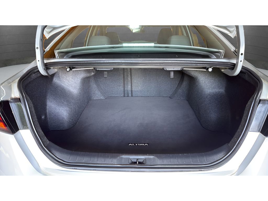 Used 2023 Nissan Altima 2.5 SV image 10