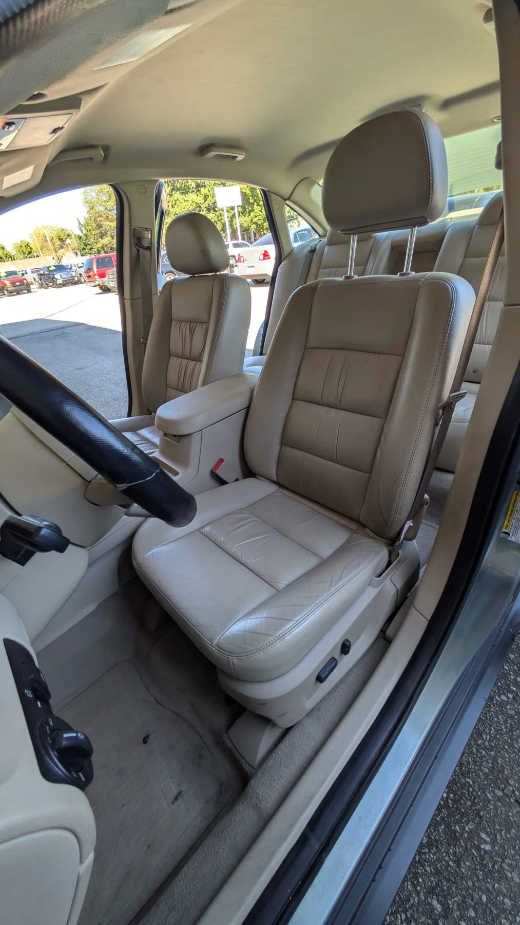 Used 2006 Ford Five Hundred SEL image 11