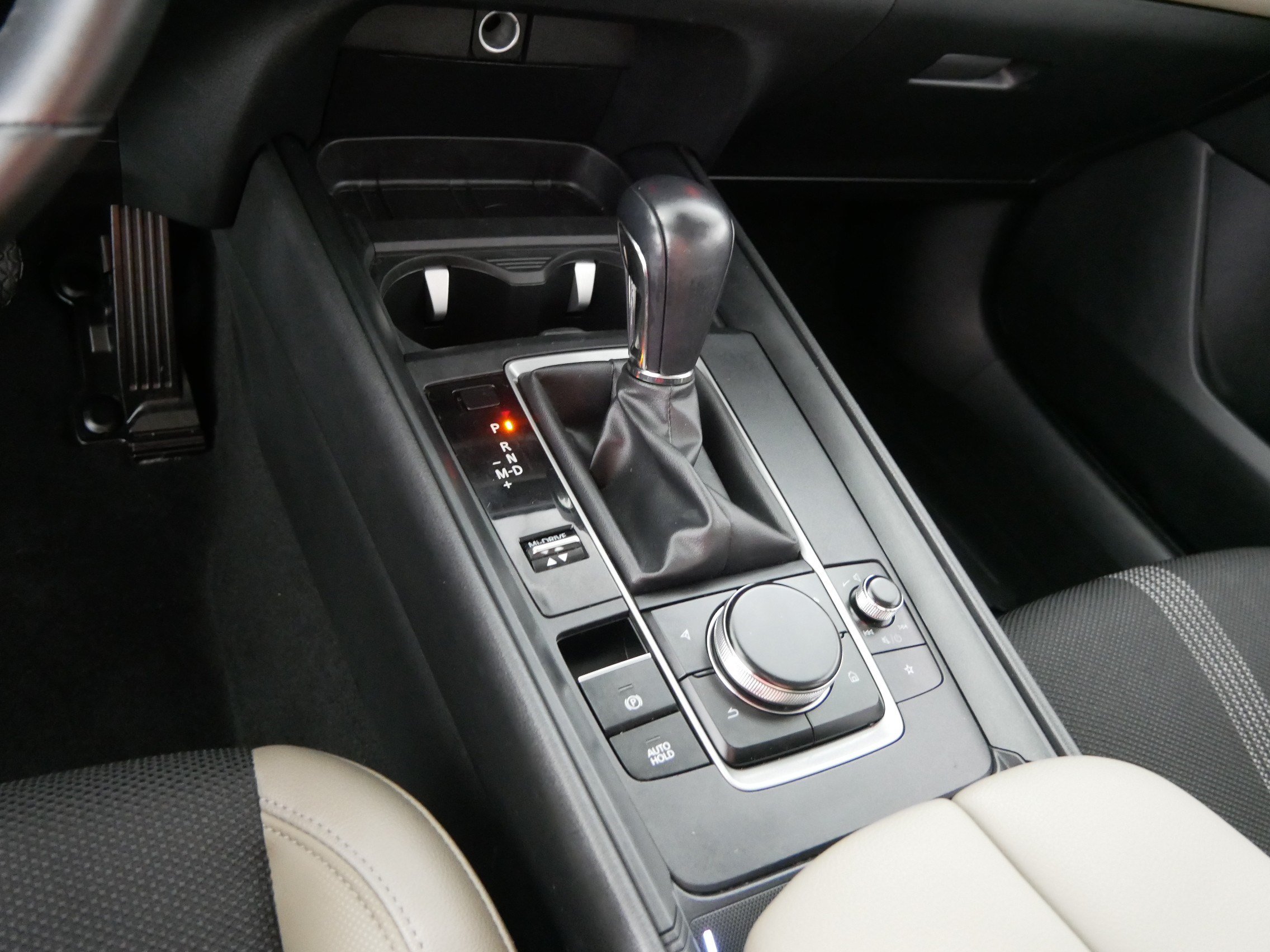 Used 2025 MAZDA CX-50 AWD 2.5 S w/ Premium Package image 24