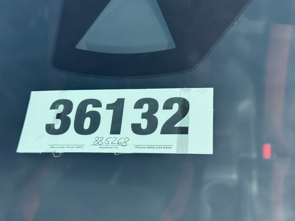 New 2025 Nissan Versa SR w/ Trunk Package image 23