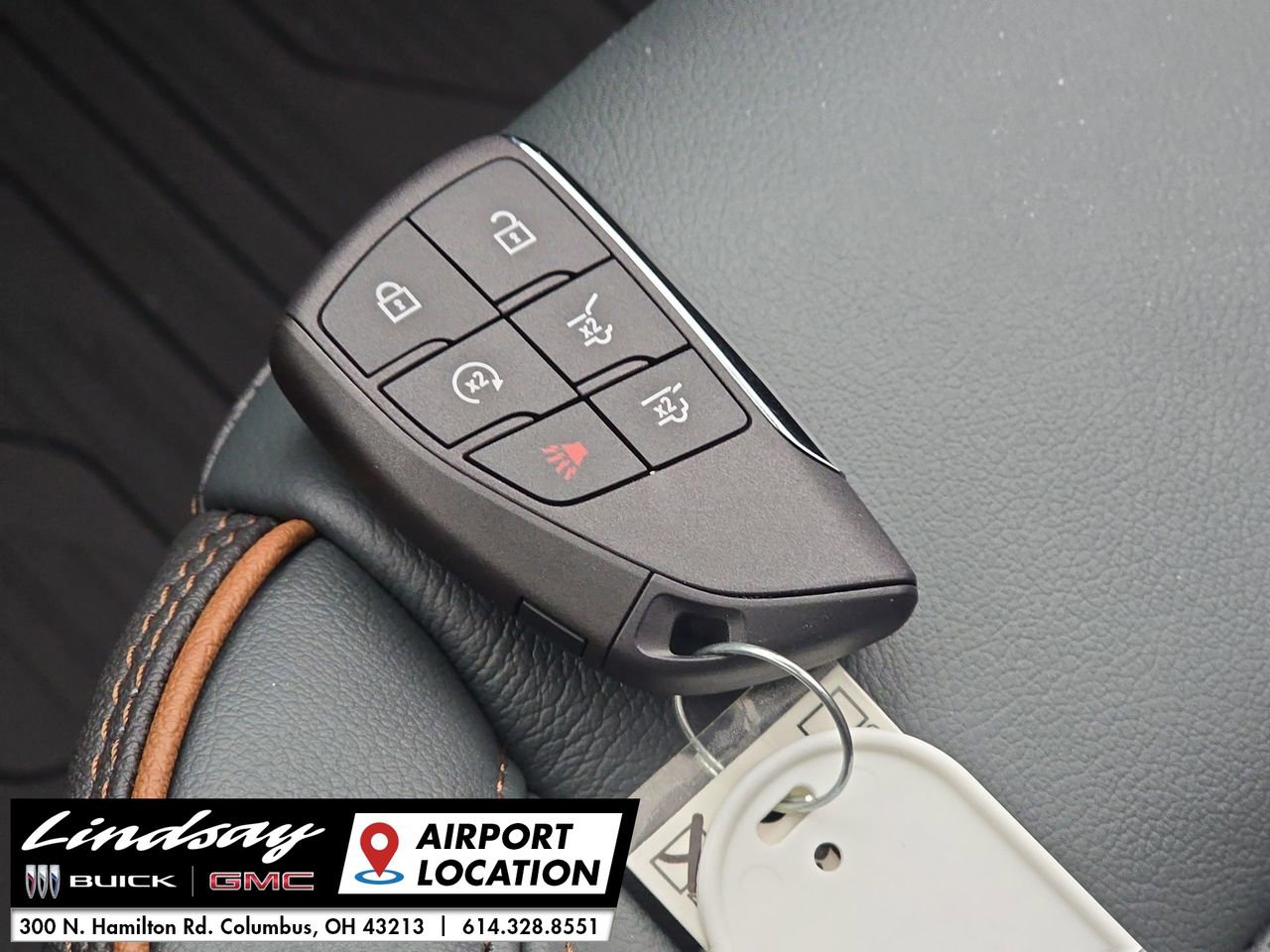 New 2026 GMC Yukon XL AT4 w/ LPO, Floor Liner Package image 37