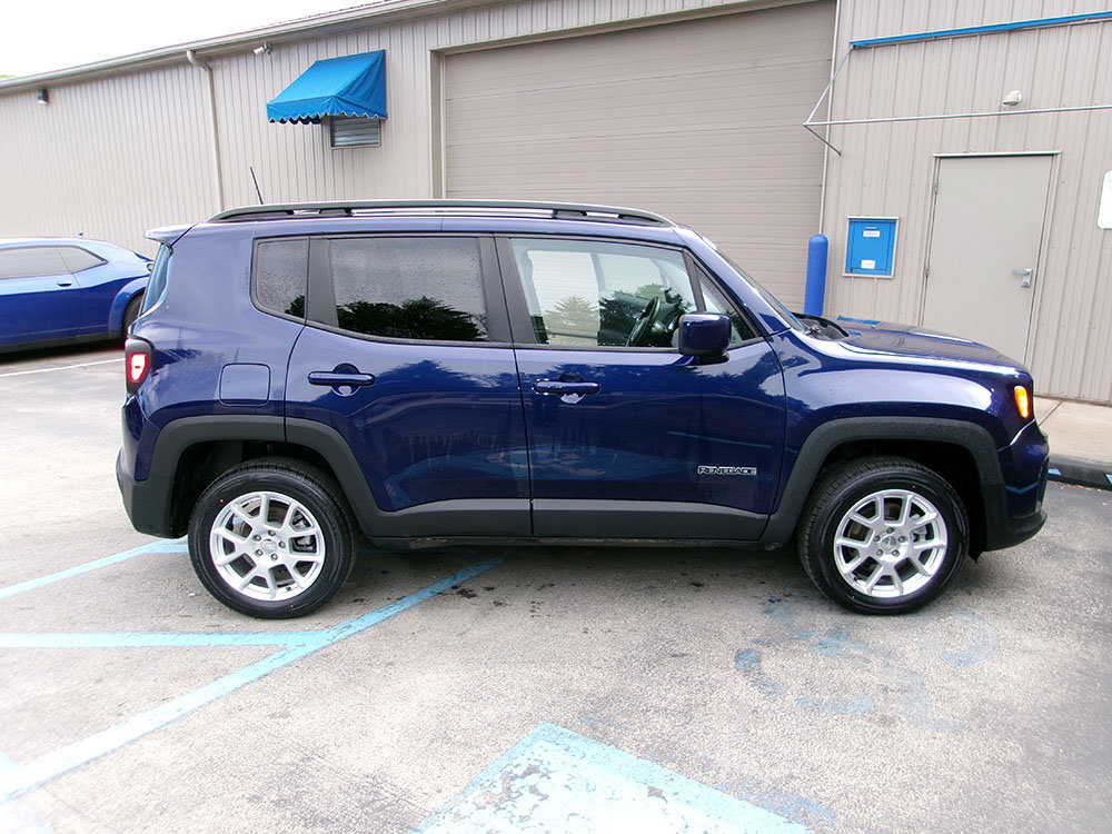 Used 2021 Jeep Renegade Latitude w/ Convenience Group AWD/4WD image 6