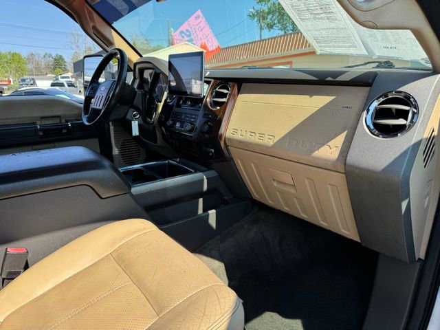 Used 2011 Ford F250 Lariat w/ Lariat Interior Pkg AWD/4WD image 14