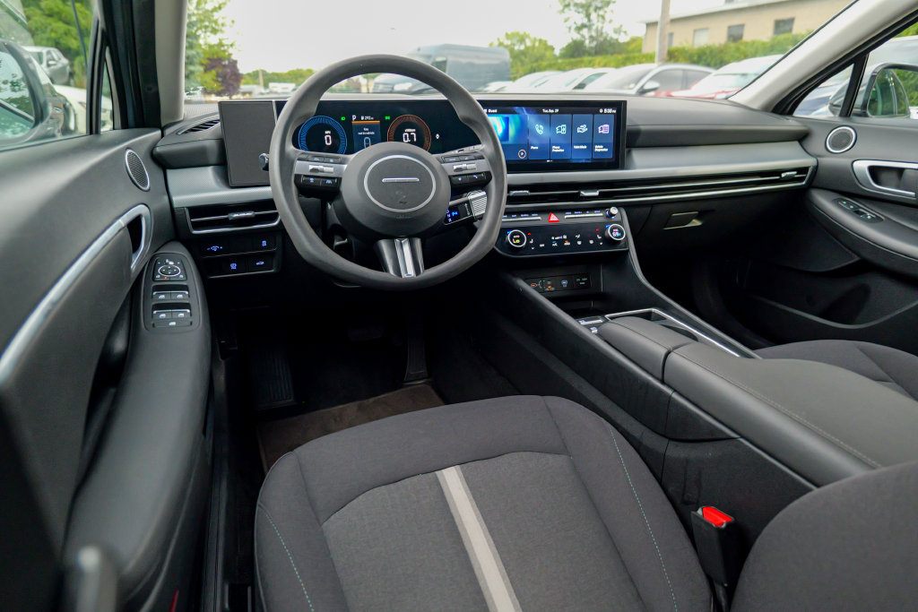 Used 2024 Hyundai Sonata SEL FWD image 36