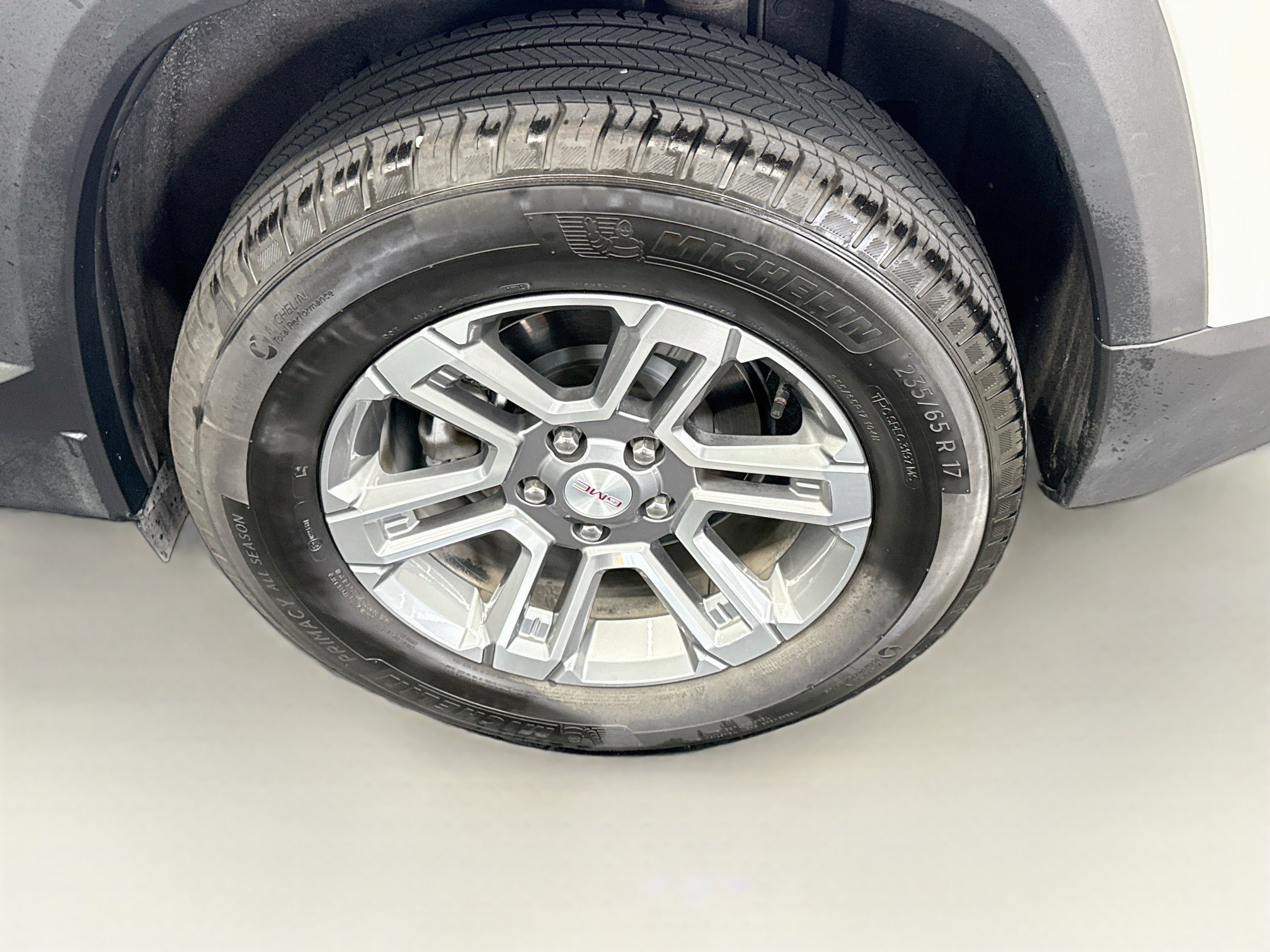 Used 2025 GMC Terrain Elevation FWD image 11