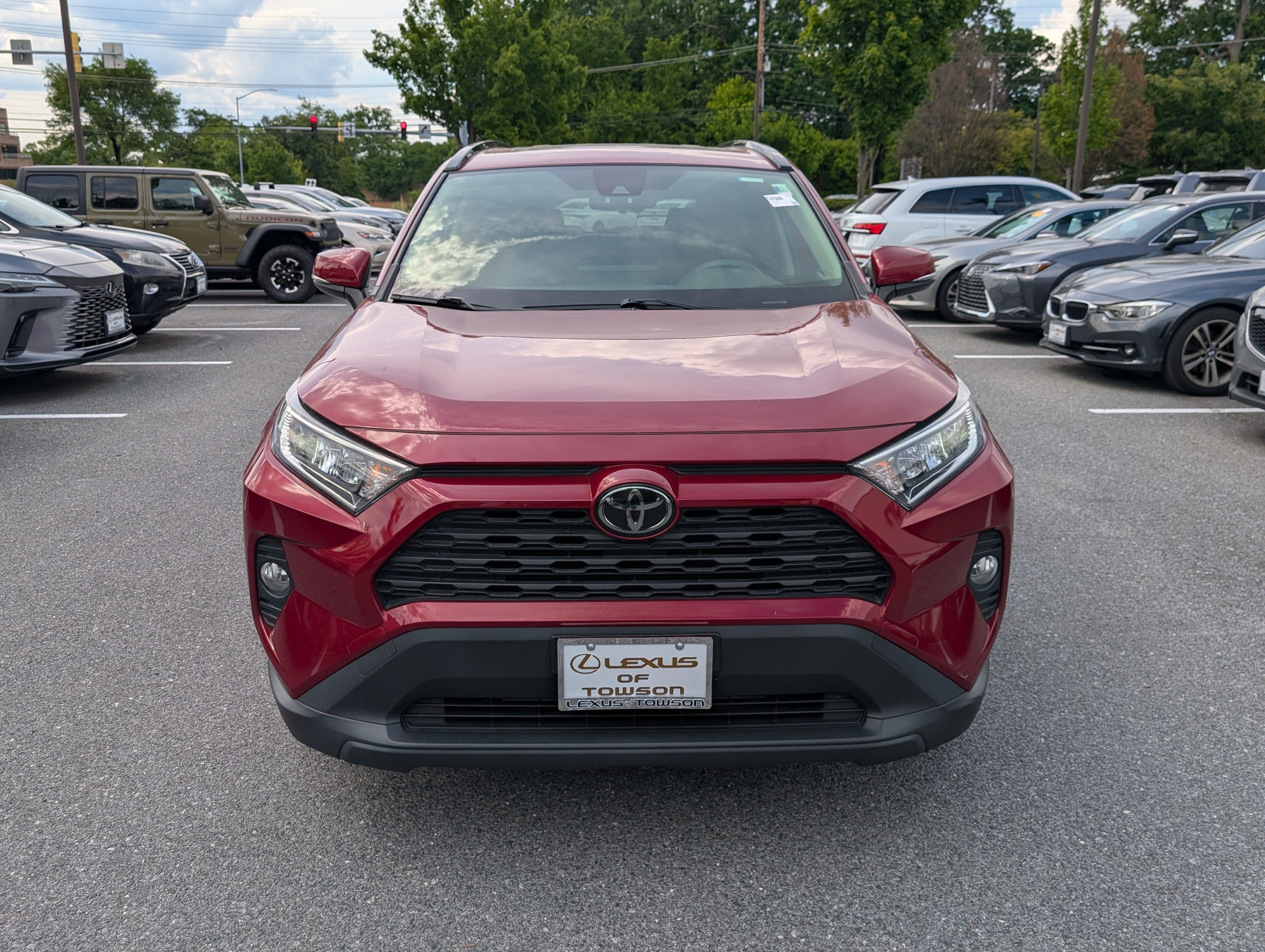 Used 2019 Toyota RAV4 XLE w/ Carpet Mat Package AWD/4WD image 6