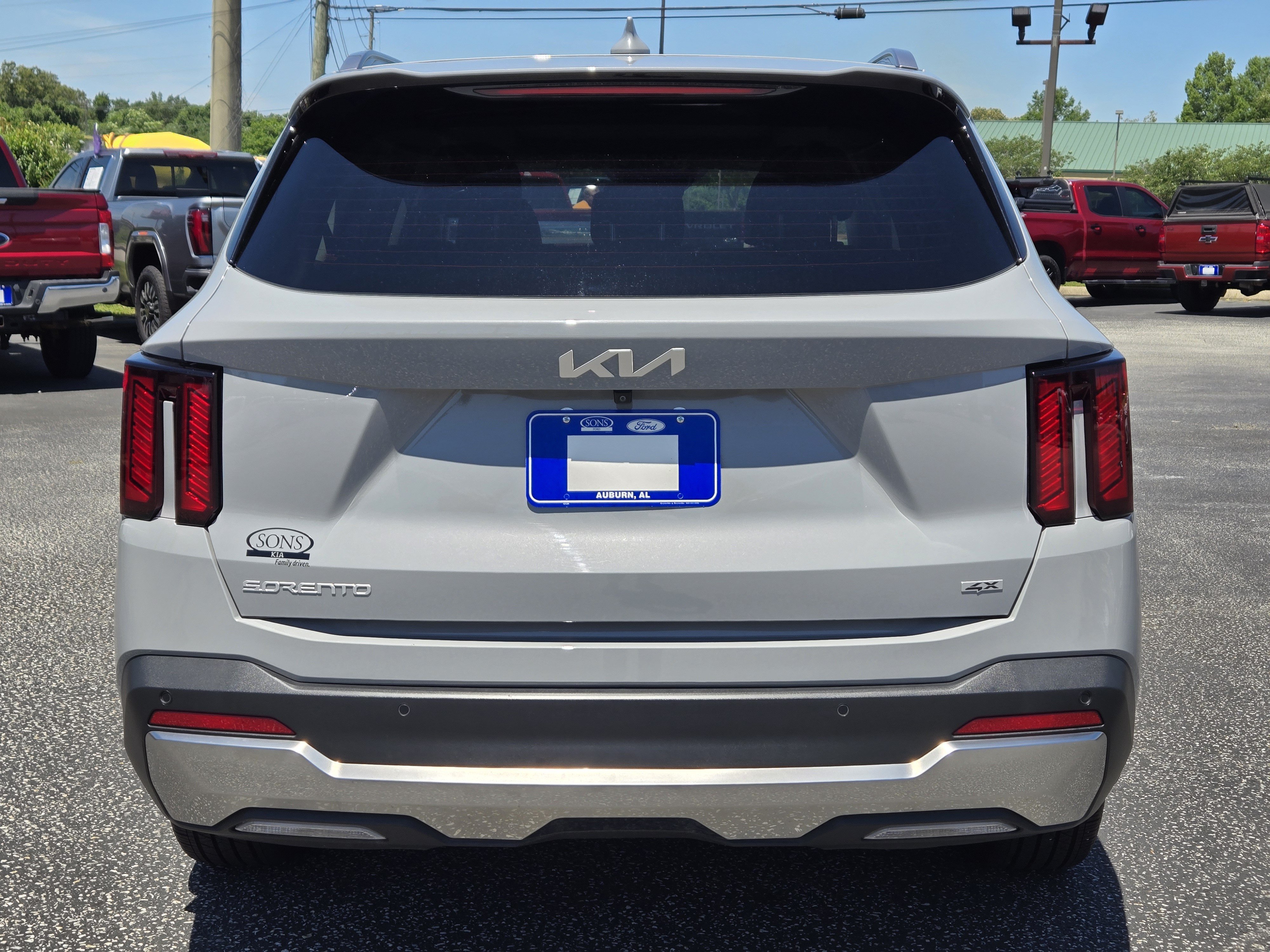 Used 2025 Kia Sorento S w/ Panoramic Sunroof Package AWD/4WD image 9