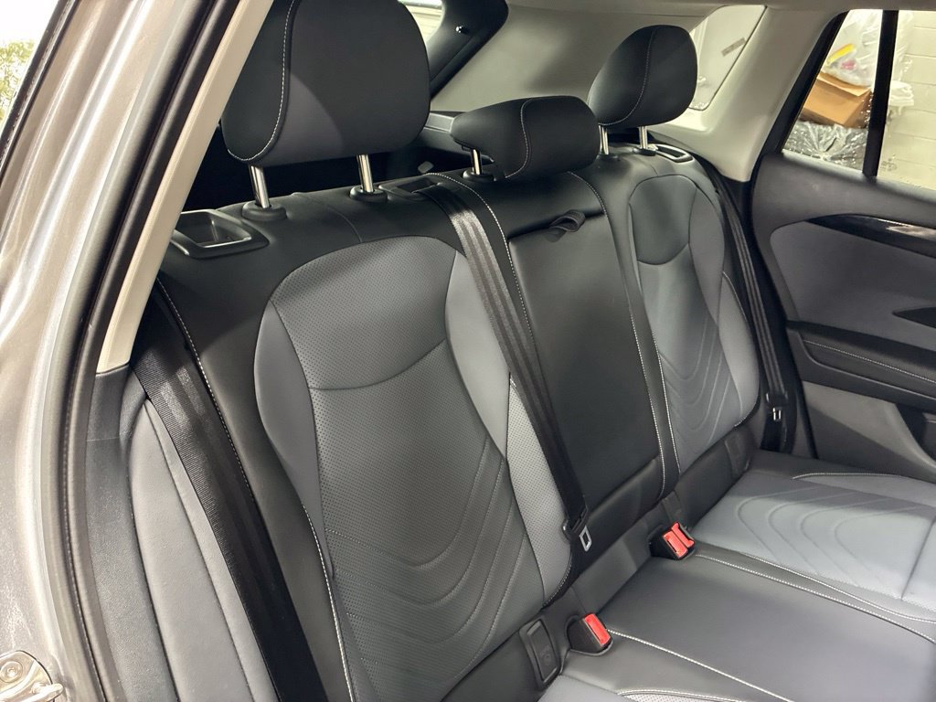 Used 2026 Volkswagen Tiguan SE w/ Panoramic Sunroof Package AWD/4WD image 63