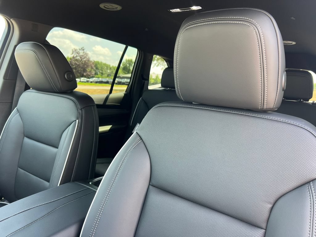 New 2027 Buick Enclave Preferred w/ LPO, Floor Liner Package AWD/4WD image 12