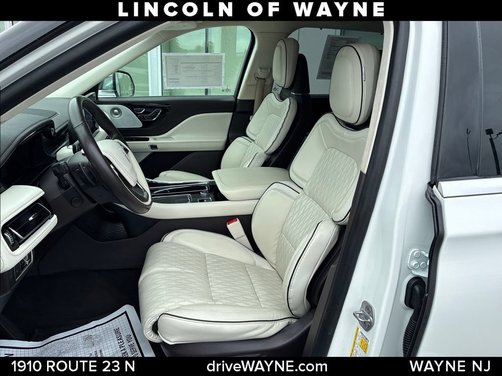 Certified 2021 Lincoln Aviator Black Label w/ Dynamic Handling Package AWD/4WD image 12
